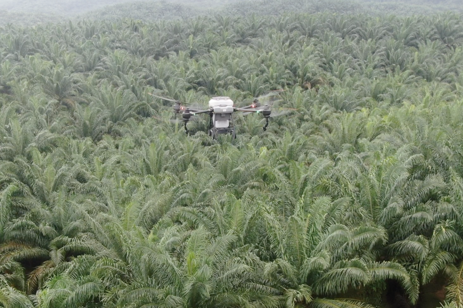 dji agras t40 spraying drone