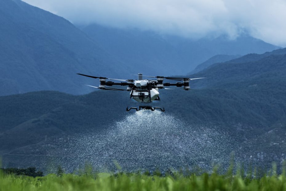 DJI Agras T100 spraying / sprinkler drone